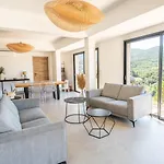 Nouveaute ! Magnifique De Standing Avec Piscine, Entre Et Montagnes, A 3 Minutes Des Belles Plages De La Rive Sud ヴィラ ポルティシオ