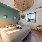 Nouveaute ! Magnifique De Standing Avec Piscine, Entre Et Montagnes, A 3 Minutes Des Belles Plages De La Rive Sud Villa Porticcio (Corsica)