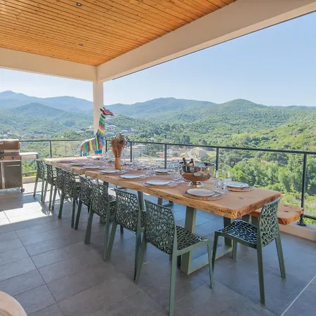 Nouveaute ! Magnifique De Standing Avec Piscine, Entre Et Montagnes, A 3 Minutes Des Belles Plages De La Rive Sud * Porticcio (Corsica)