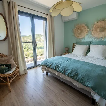 Villa Nouveaute ! Magnifique De Standing Avec Piscine, Entre Et Montagnes, A 3 Minutes Des Belles Plages De La Rive Sud *