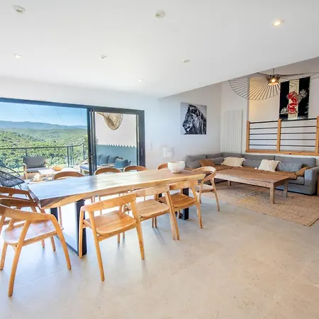 Nouveaute ! Magnifique De Standing Avec Piscine, Entre Et Montagnes, A 3 Minutes Des Belles Plages De La Rive Sud Villa *