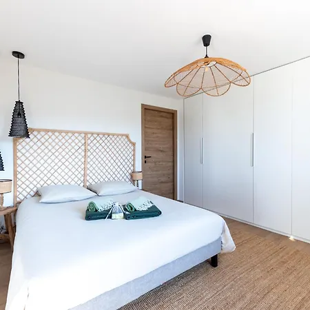 Nouveaute ! Magnifique De Standing Avec Piscine, Entre Et Montagnes, A 3 Minutes Des Belles Plages De La Rive Sud فيلة بورْتِكْسْيو